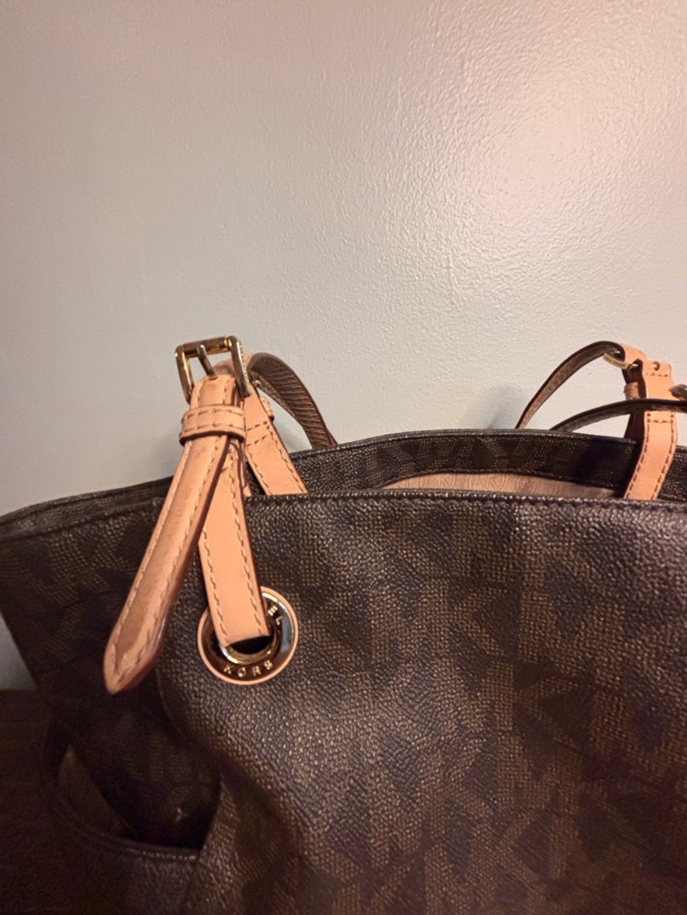 Michael Kors Vintage Brown MK Logo Signature Tote with Tan Straps Quiet Luxury - Picture 3 of 10